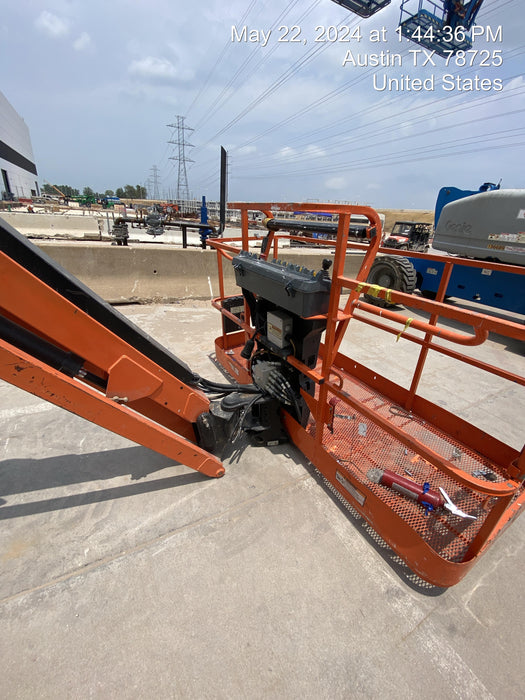 2019 JLG 600AJ