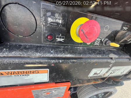 2022 JLG ES1330L