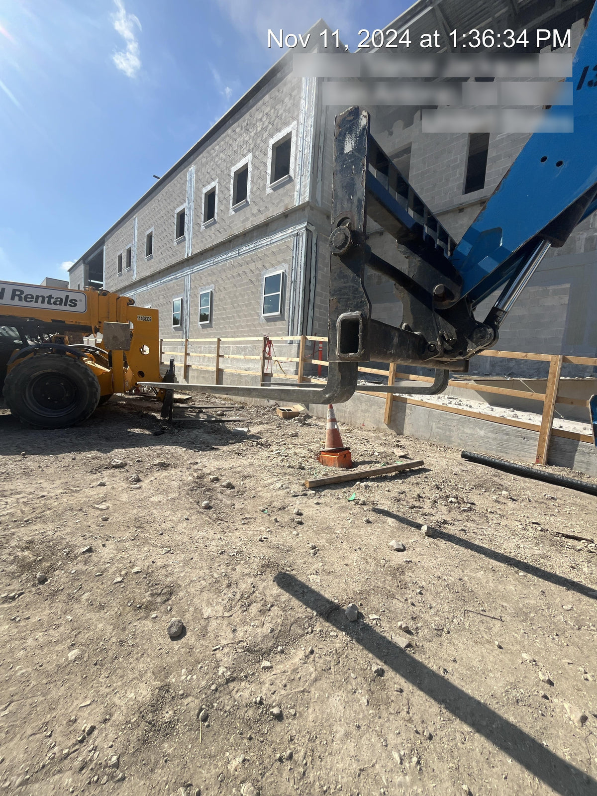 2018 GENIE GTH-1056