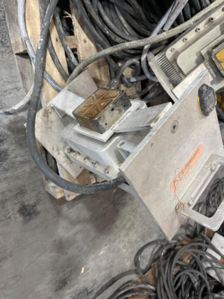 2022 WORKSITE LIGHTING PetroPRO Handy 24639
