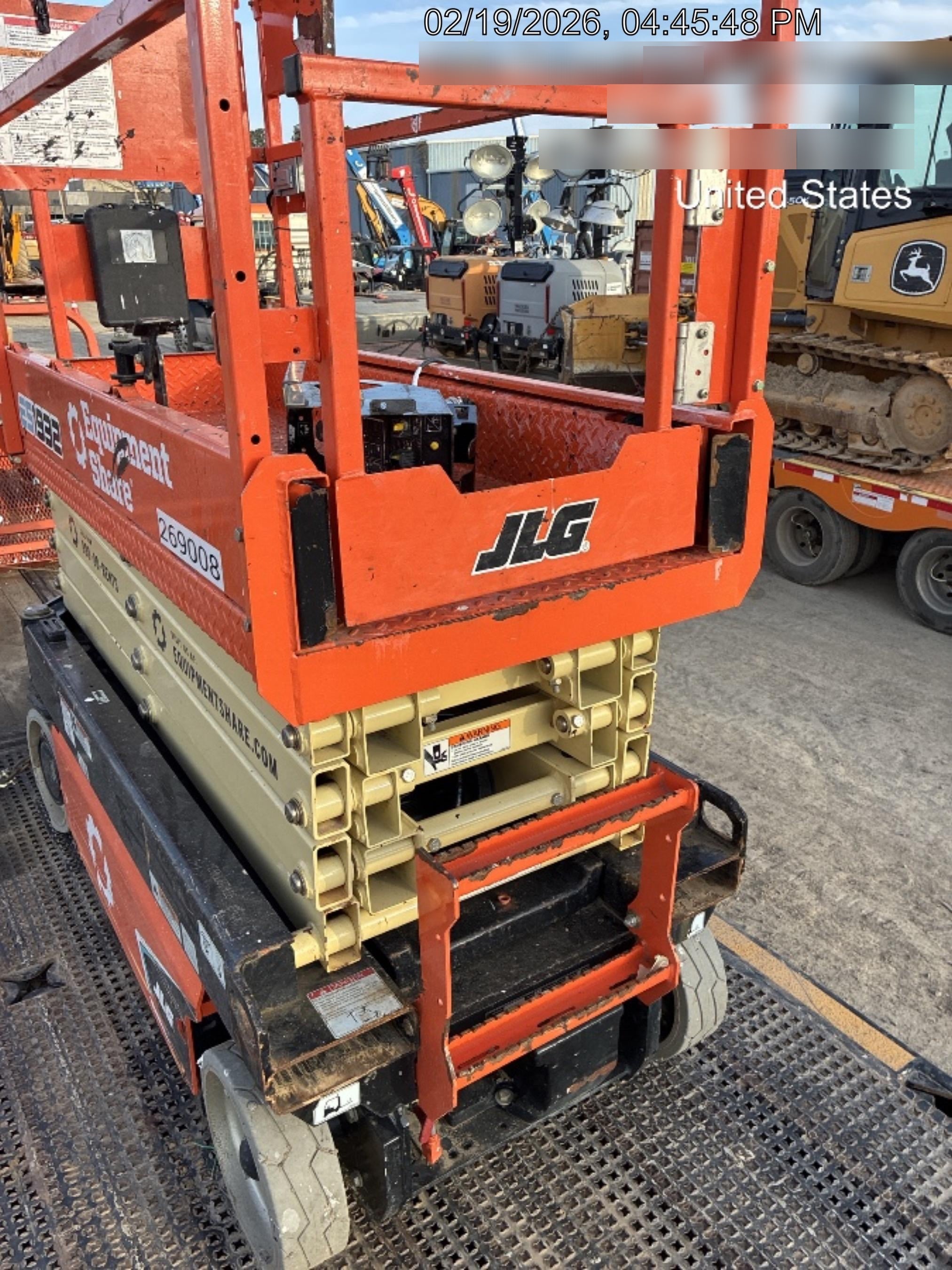 2022 JLG ES1932