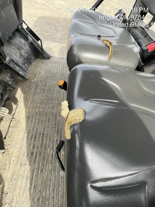 2020 Kubota RTV-X1140W-H Canopy, 4-Seater, Diesel, Windshield Acrylic Clear, Strobe Light, Backup Alarm