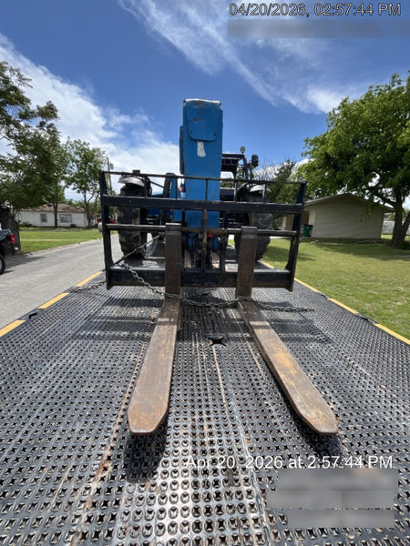 2018 Genie GTH-636 Genie GTH-636 w/Open ROPS, Solid Tires, Work Light/Beacon, 48" Carriage and Forks
