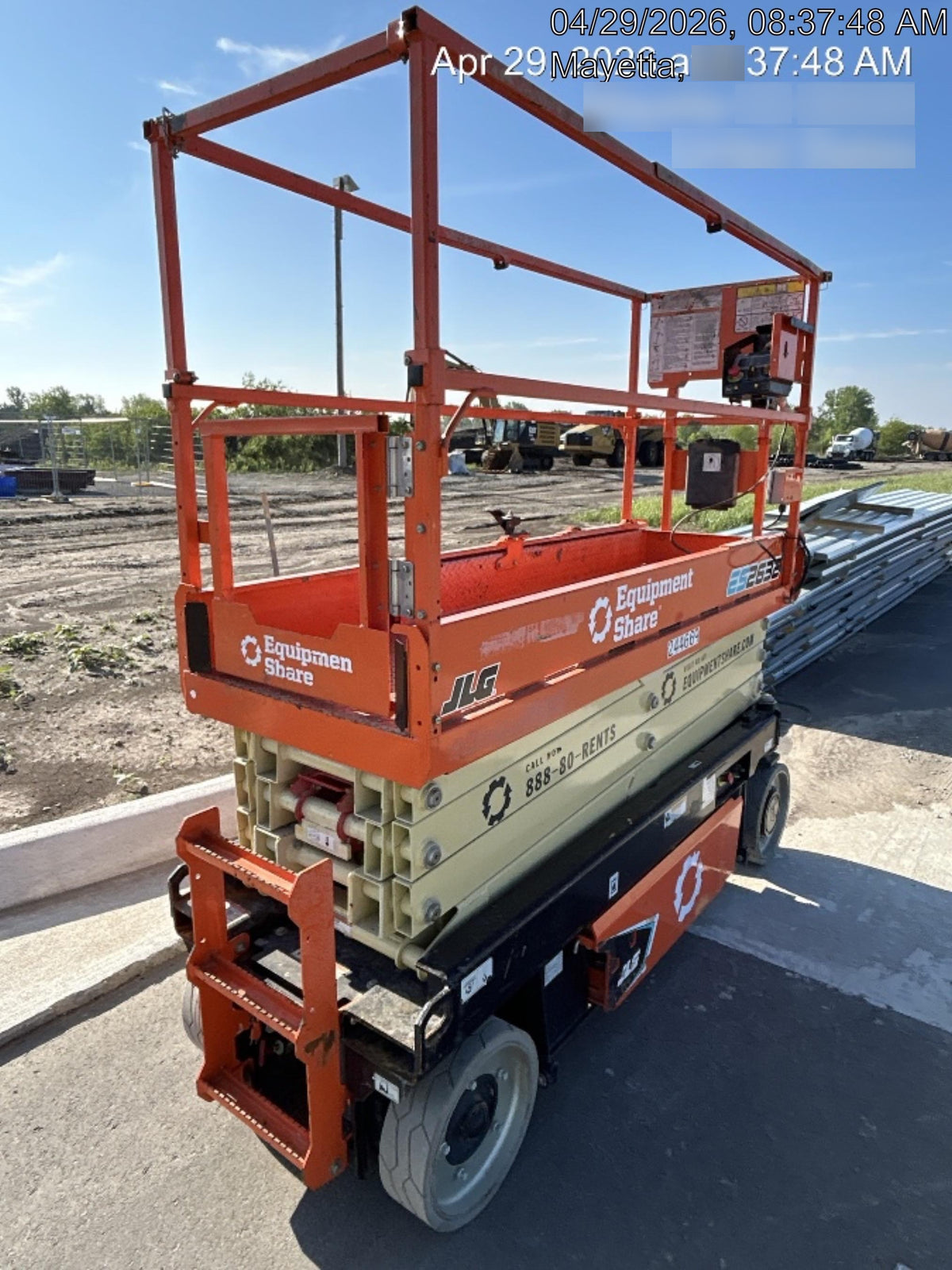 2022 JLG ES2632
