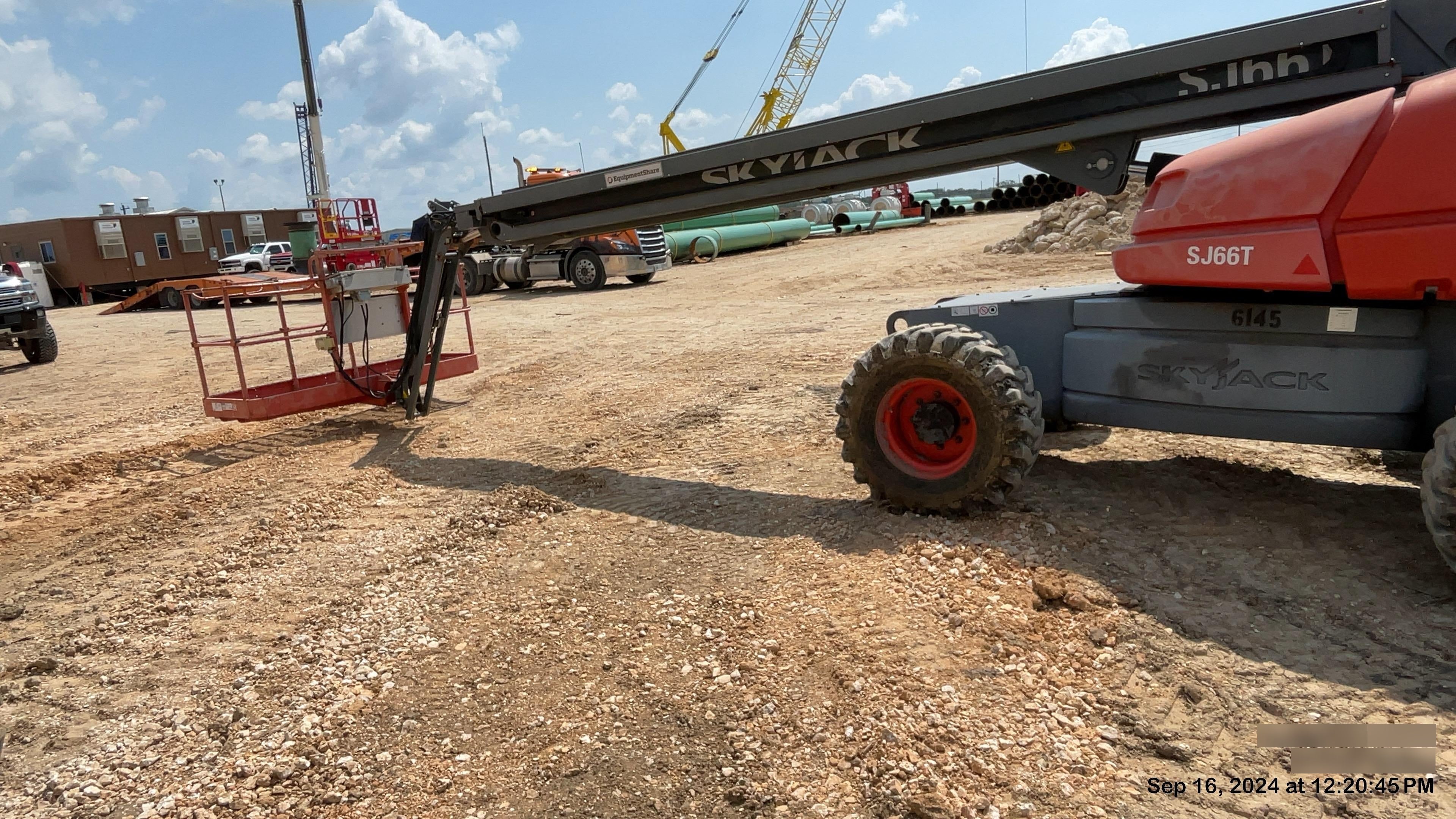2017 SKYJACK SJ66T