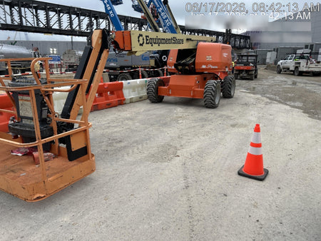 2022 JLG 660SJ