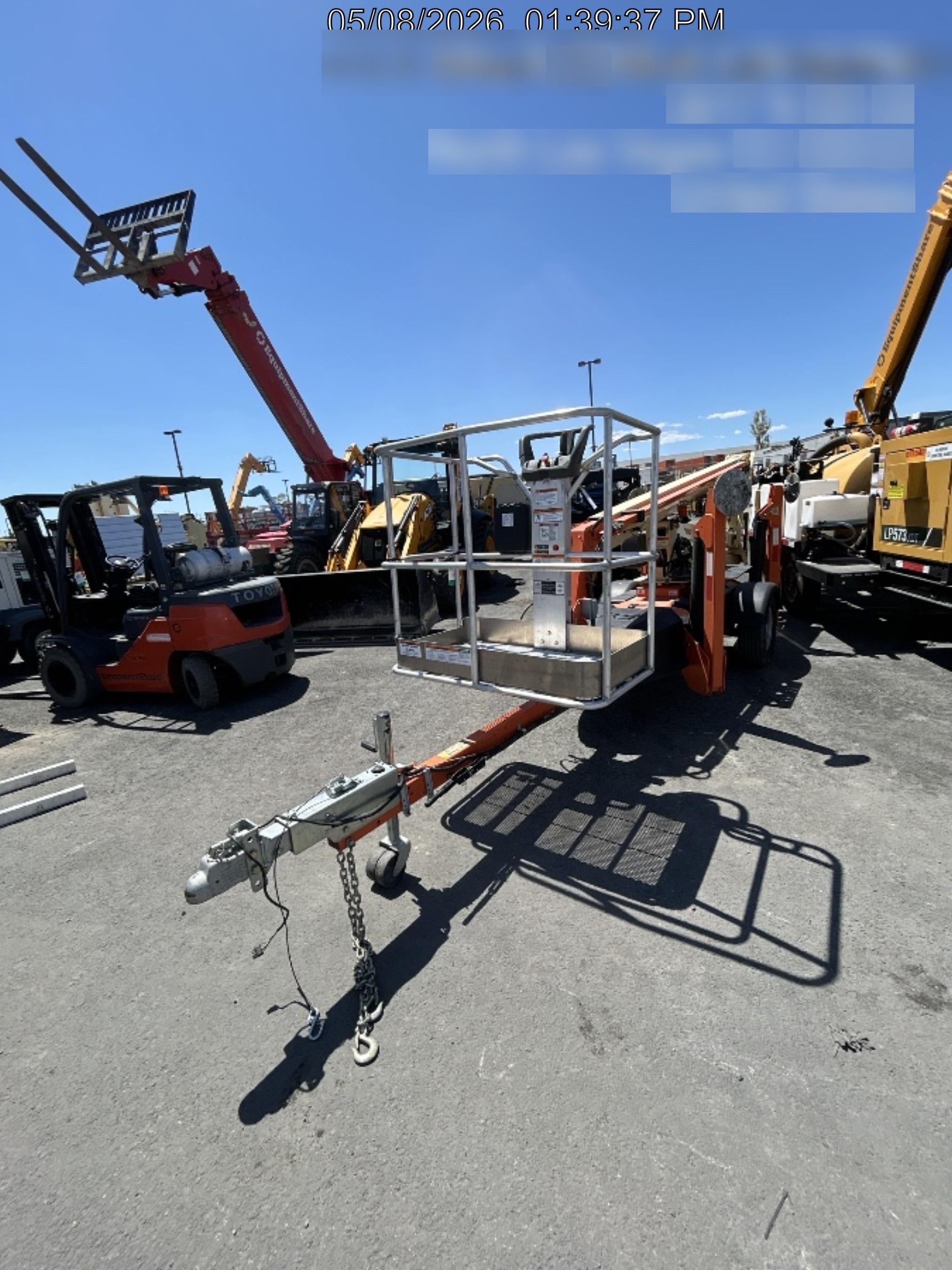 2022 JLG T350
