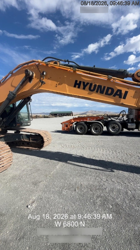 2017 HYUNDAI HX330L