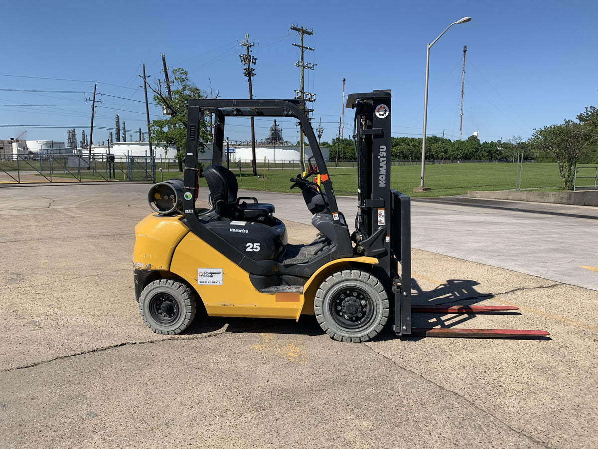 2020 KOMATSU FG25T-16