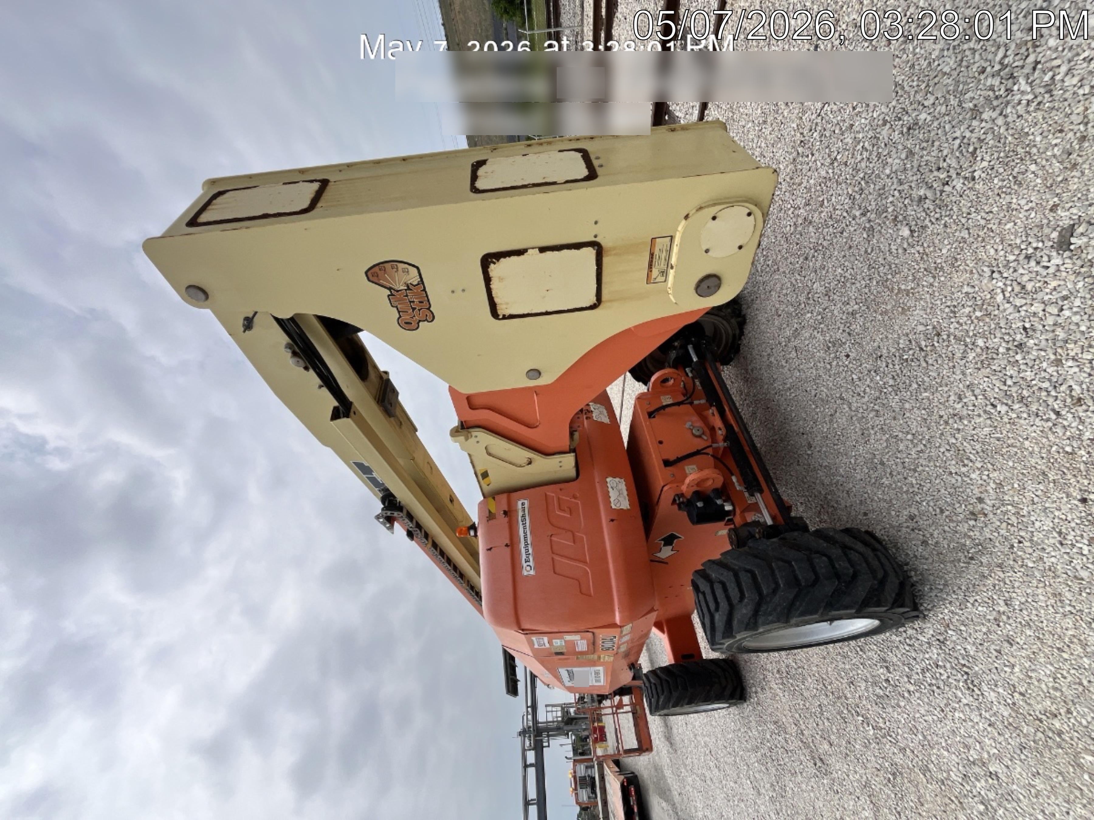 2020 JLG 800AJ