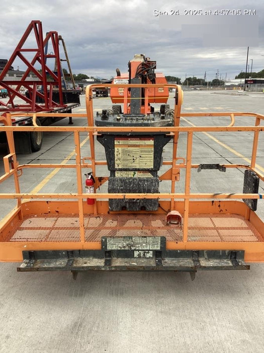 2019 JLG 860SJ
