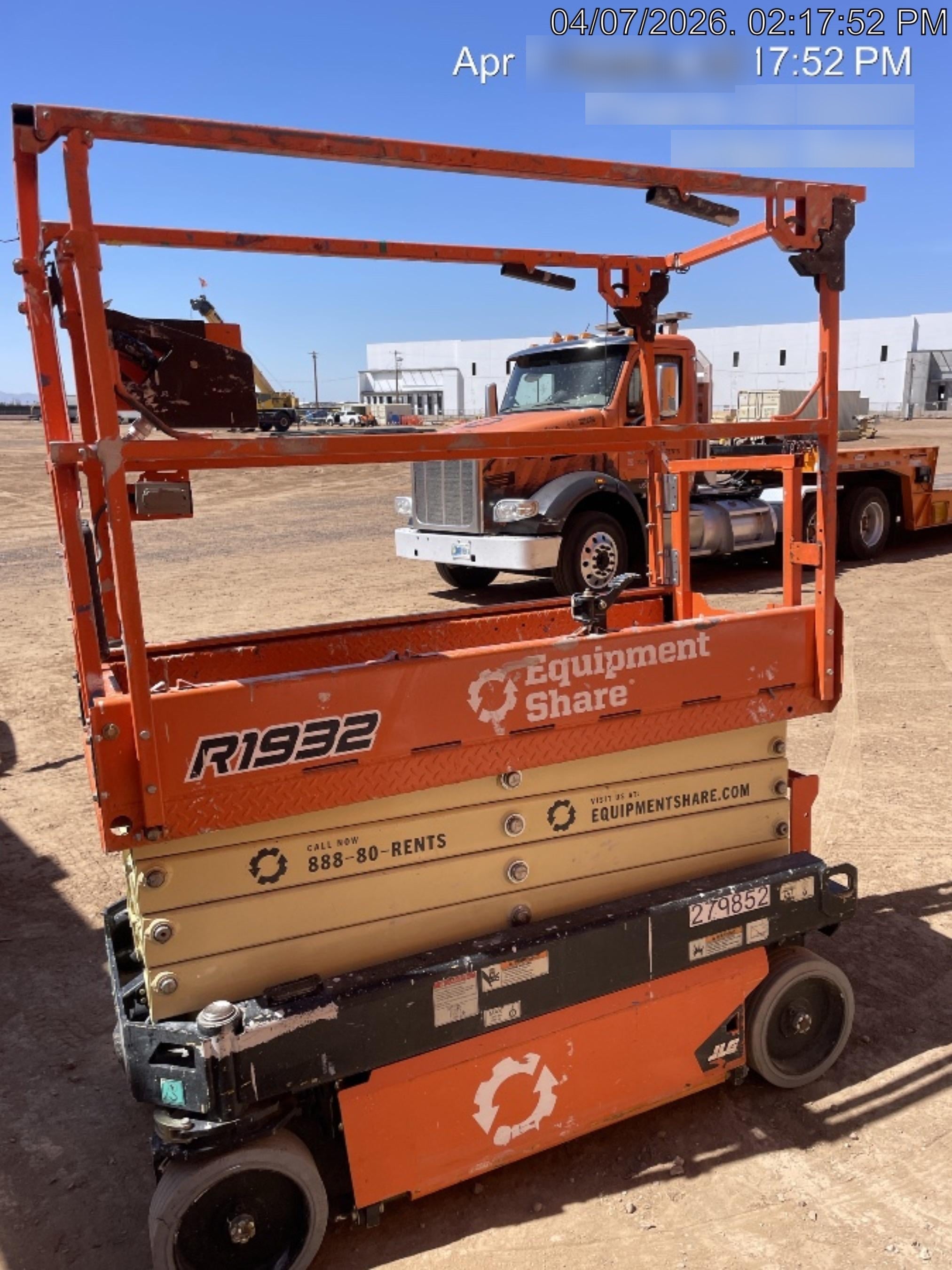 2022 JLG R1932
