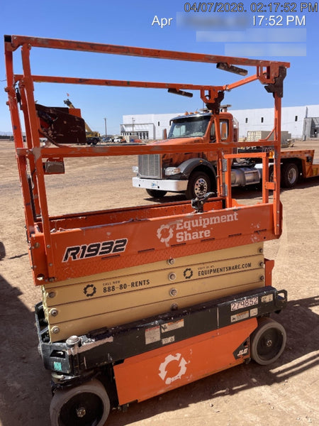 2022 JLG R1932