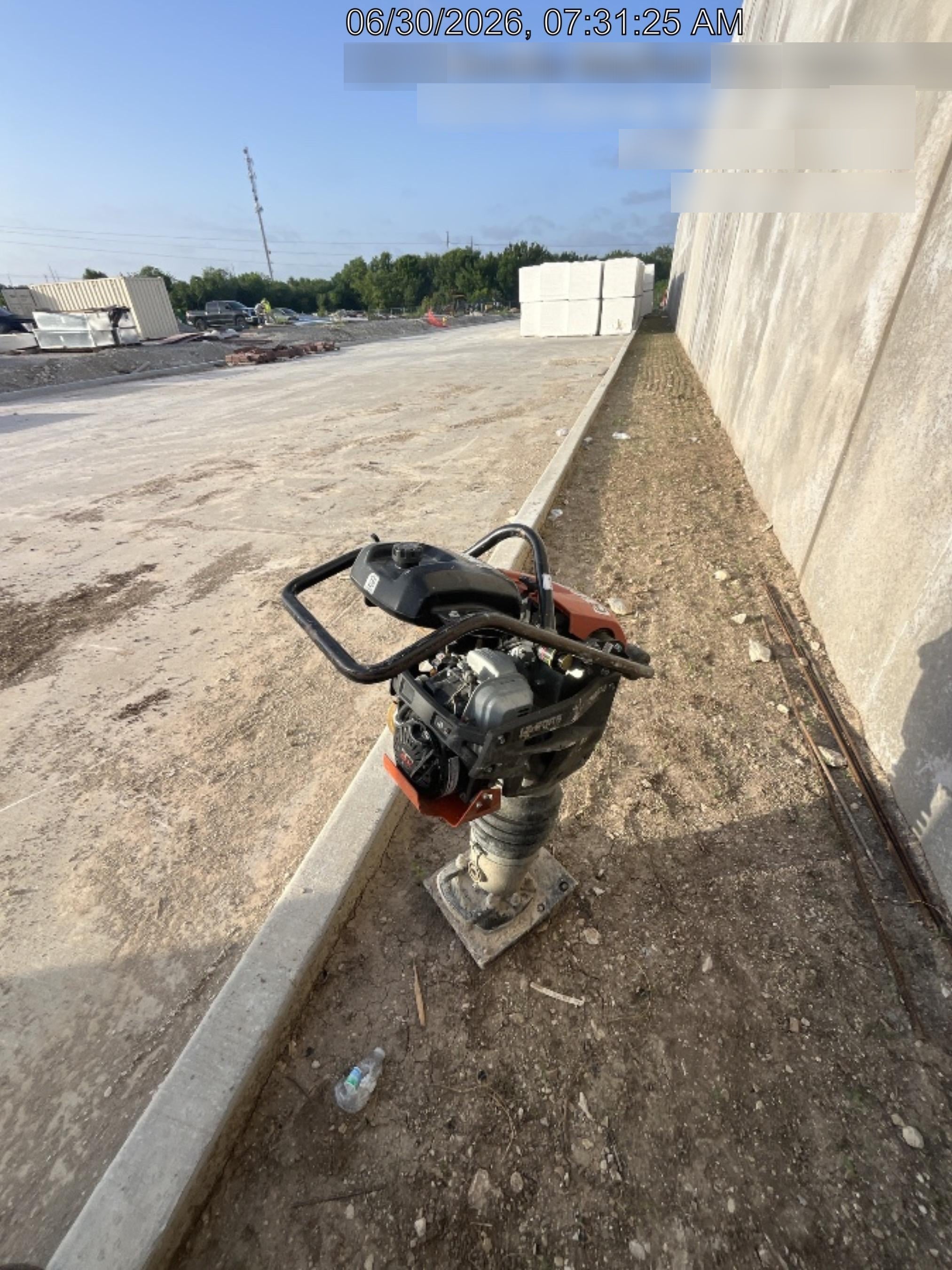 2025 HUSQVARNA LT6005