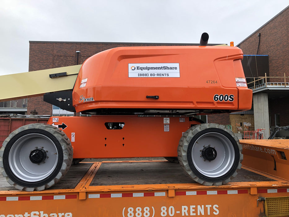 2019 JLG 600S 4WD