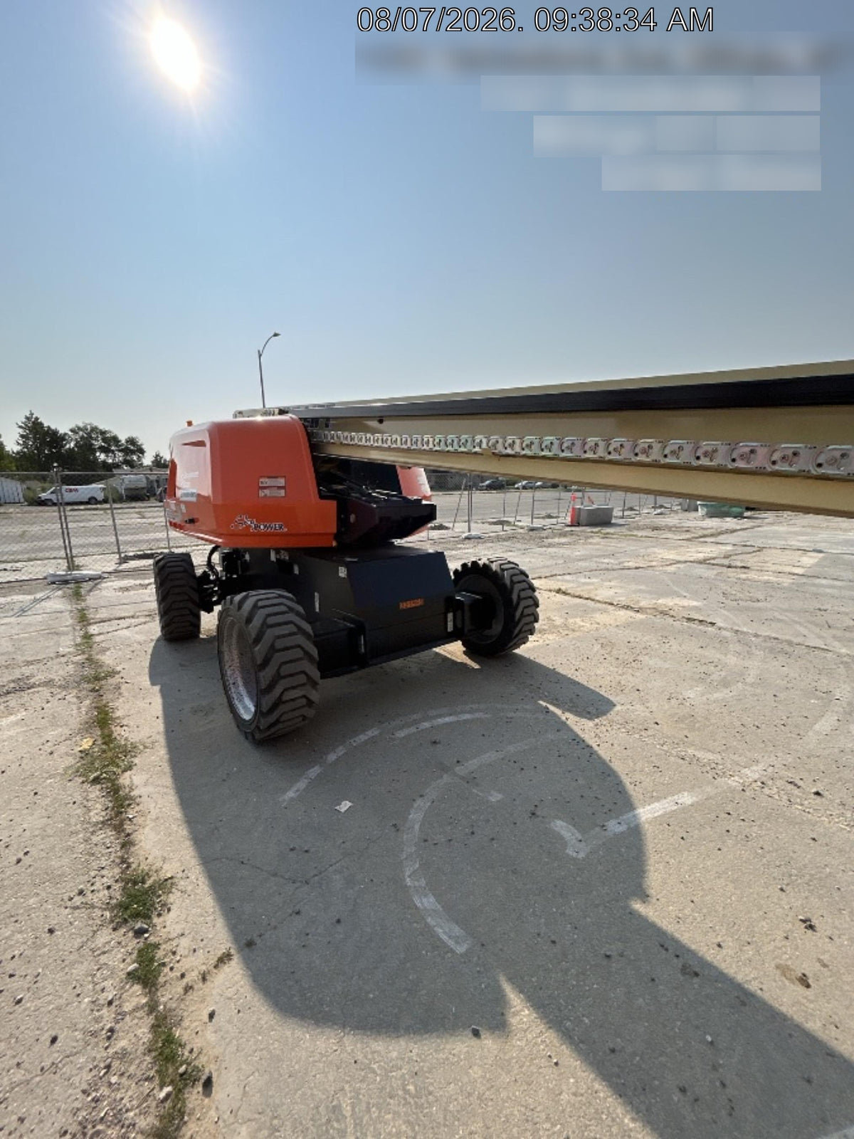 2023 JLG 660SJ