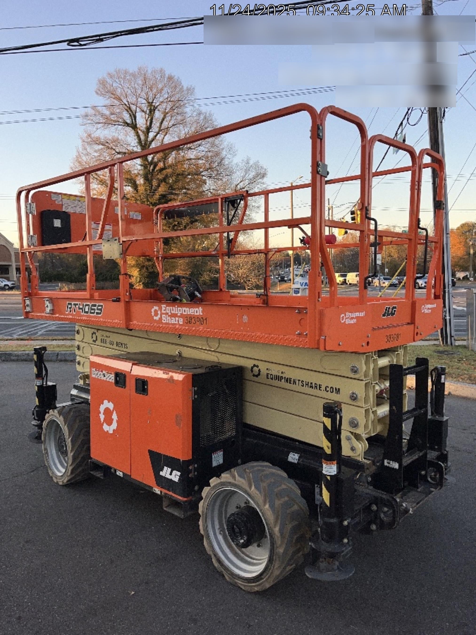 2023 JLG RT4069