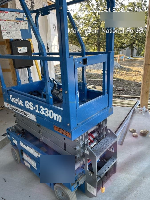 2021 GENIE GS-1330m