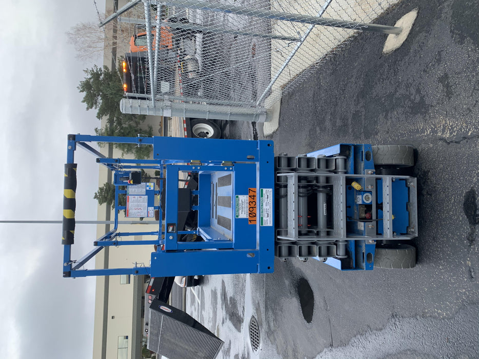 2020 Genie GS-2632 Solid NM Tires, Folding Rails with Half-Height Swing Gate, Beacon, 800W Invertor