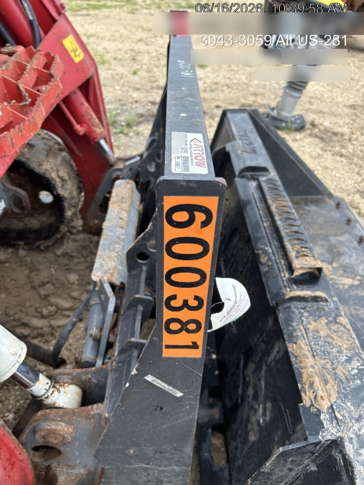 2025 ARROW MATERIAL HANDLING 24" Pallet Fork Frame