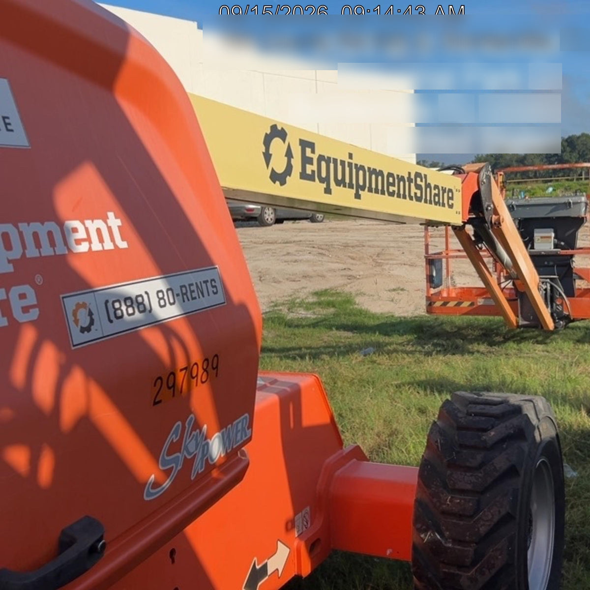 2023 JLG 460SJ