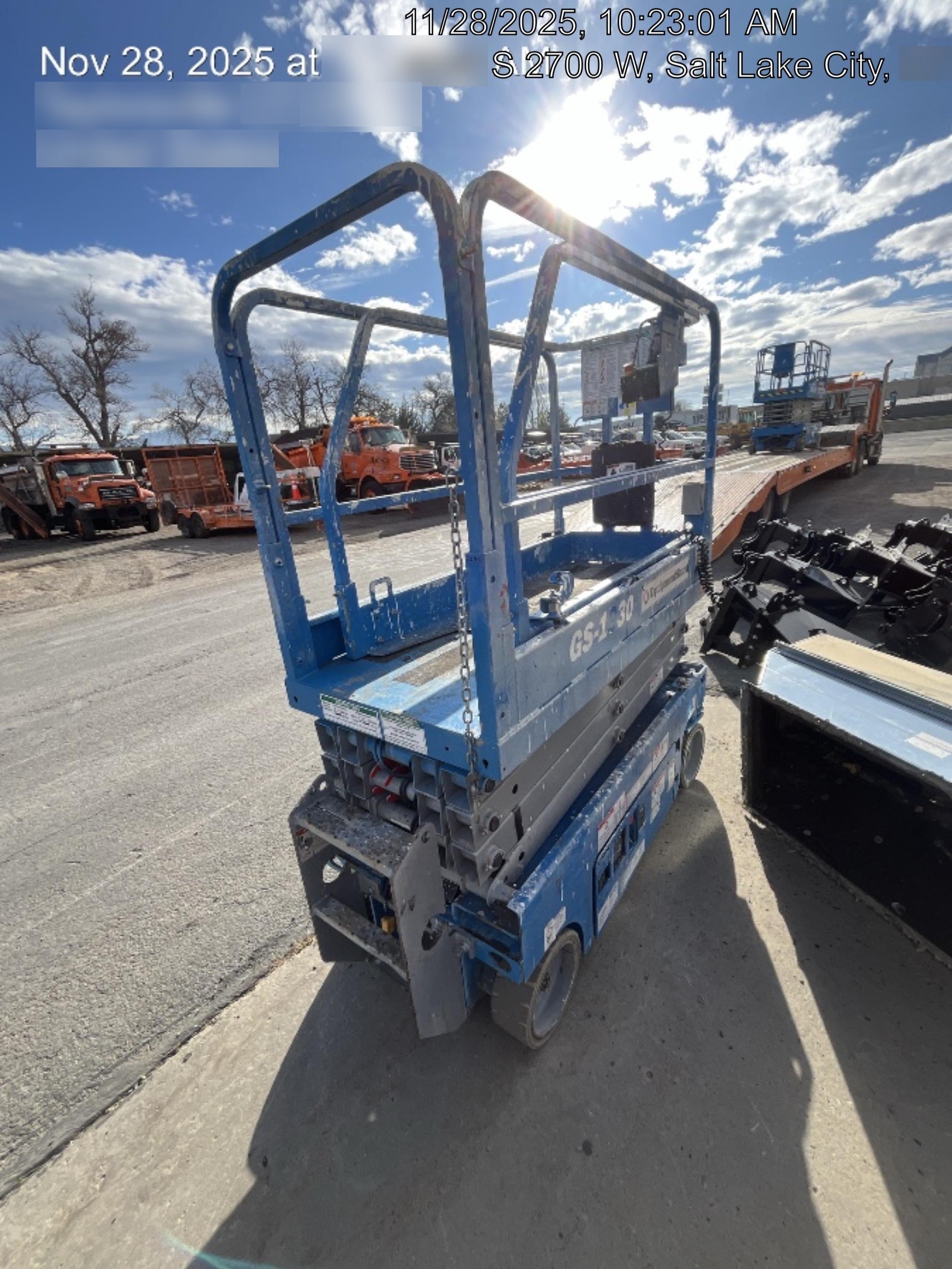 2019 Genie GS-1930 Fixed rails with chain Entry