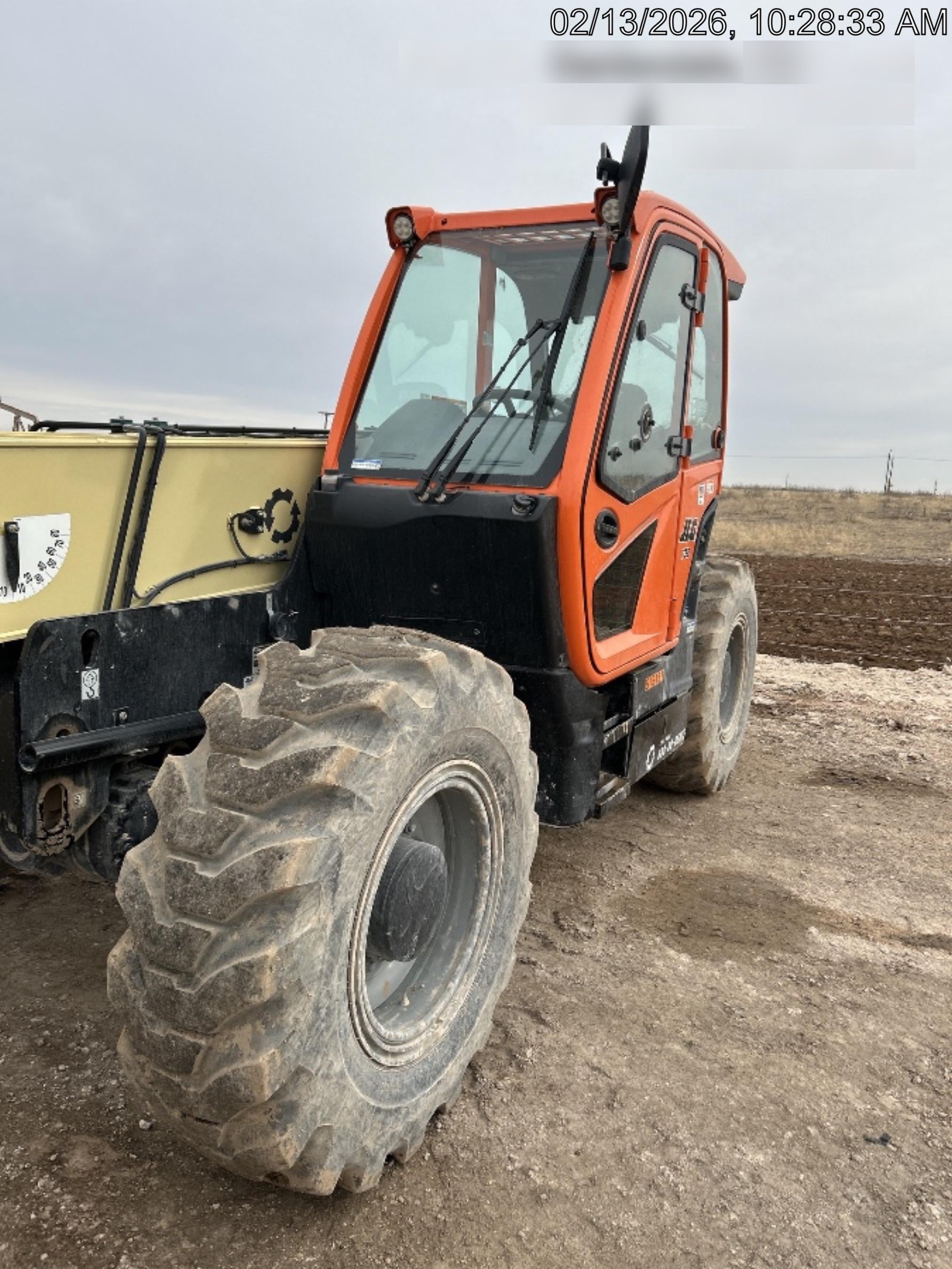 2025 JLG 1732
