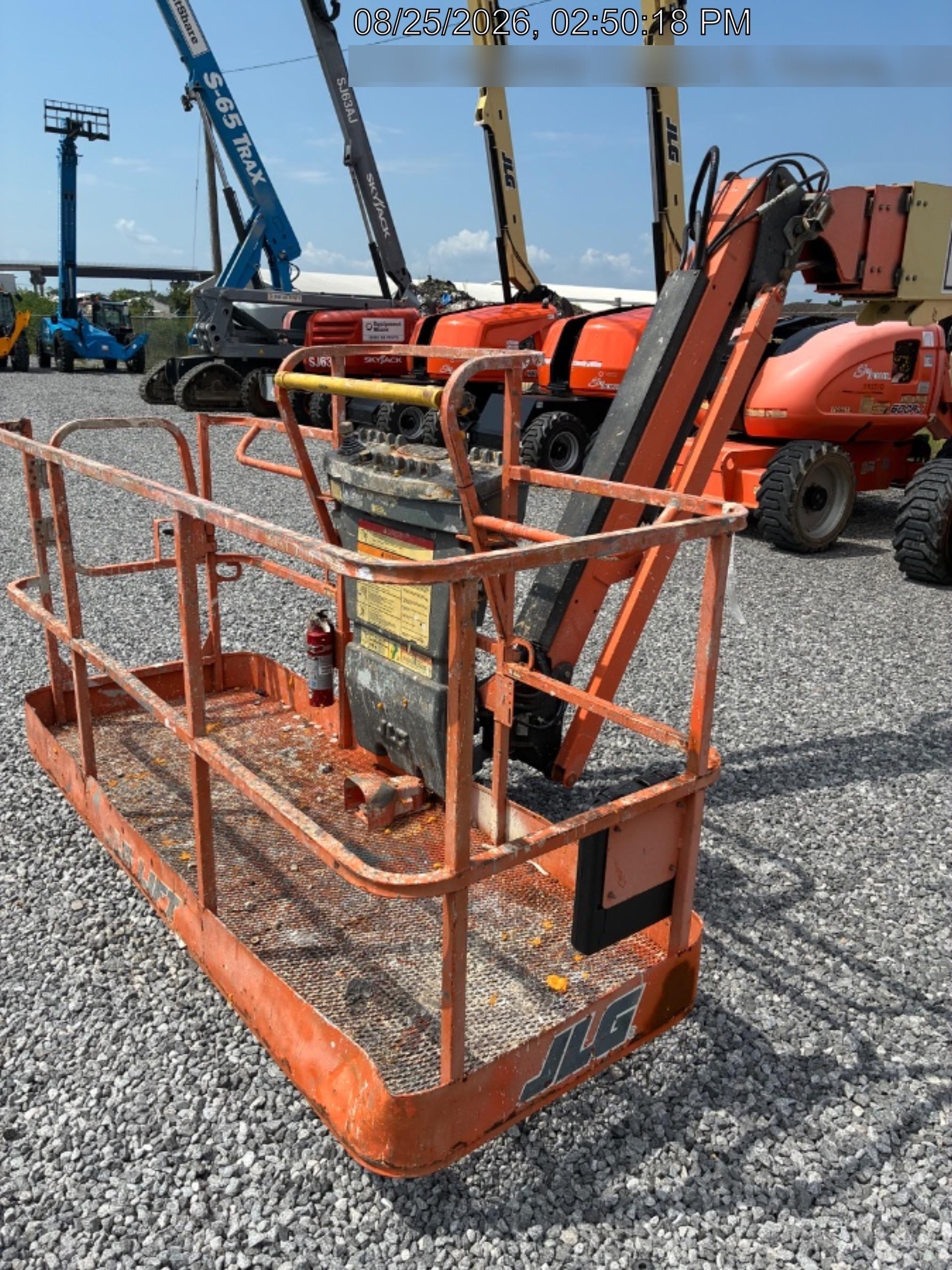 2019 JLG 660SJ
