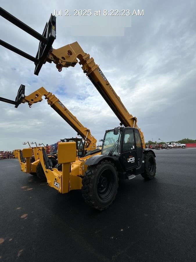 2025 JCB 512-56