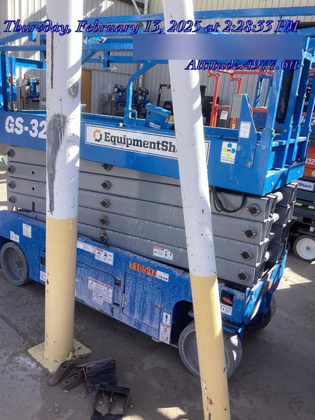 2020 Genie GS-3232 Standard, Folding half height swing gate