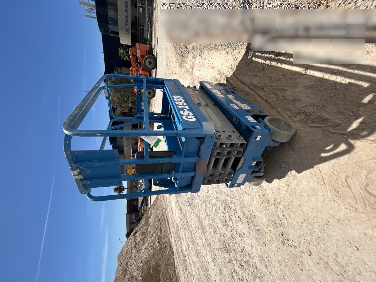 2019 Genie GS-1930 Half Height Swing Gate, 800W Inverter