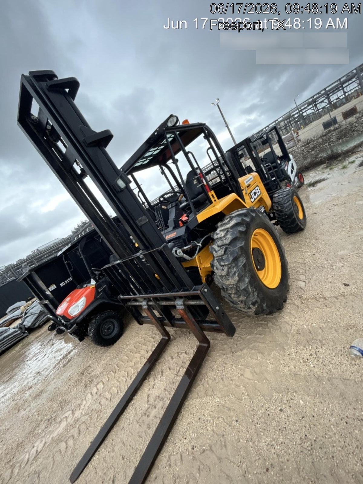 2023 JCB 930-4