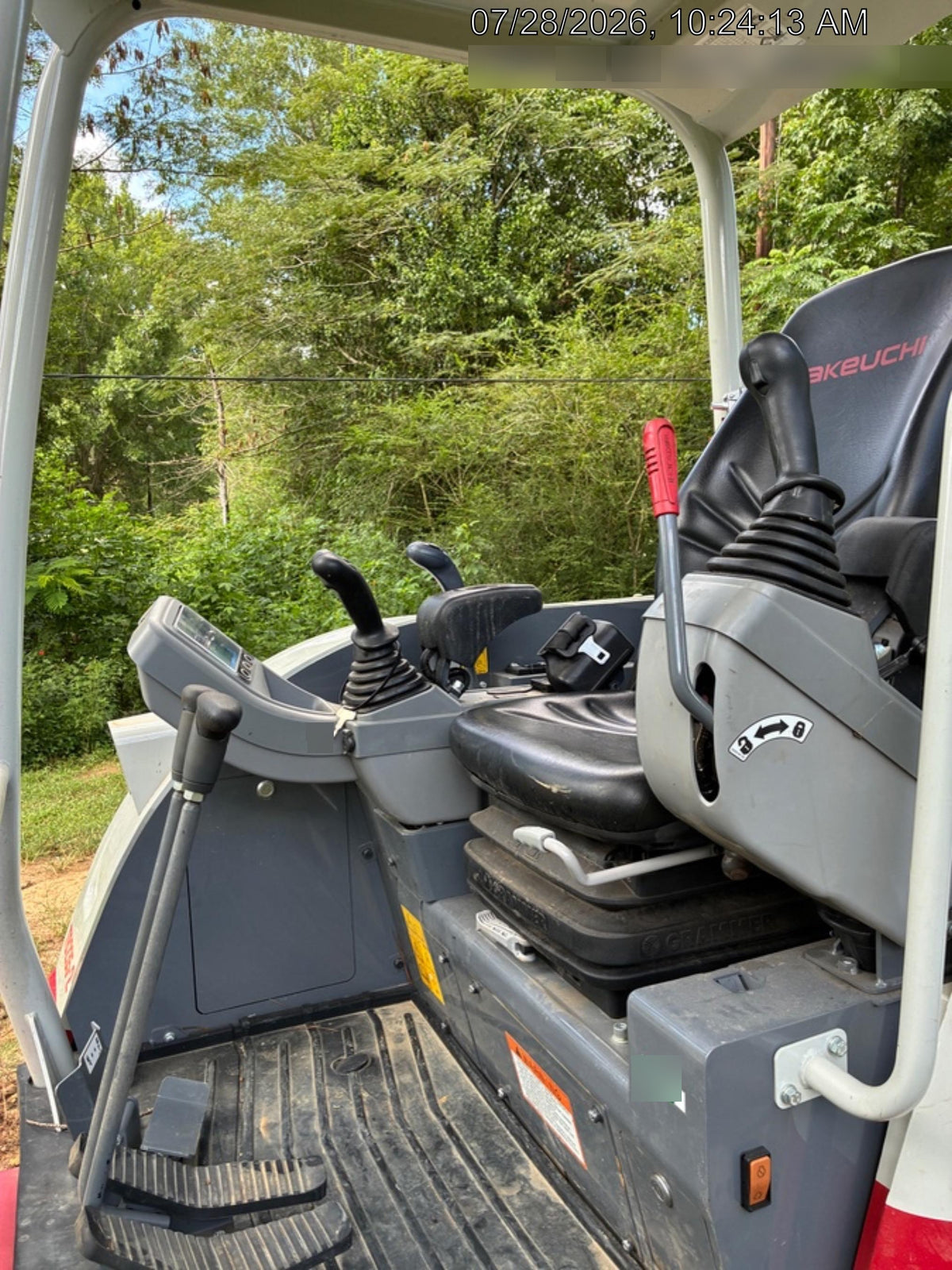 2025 TAKEUCHI TB235-2R