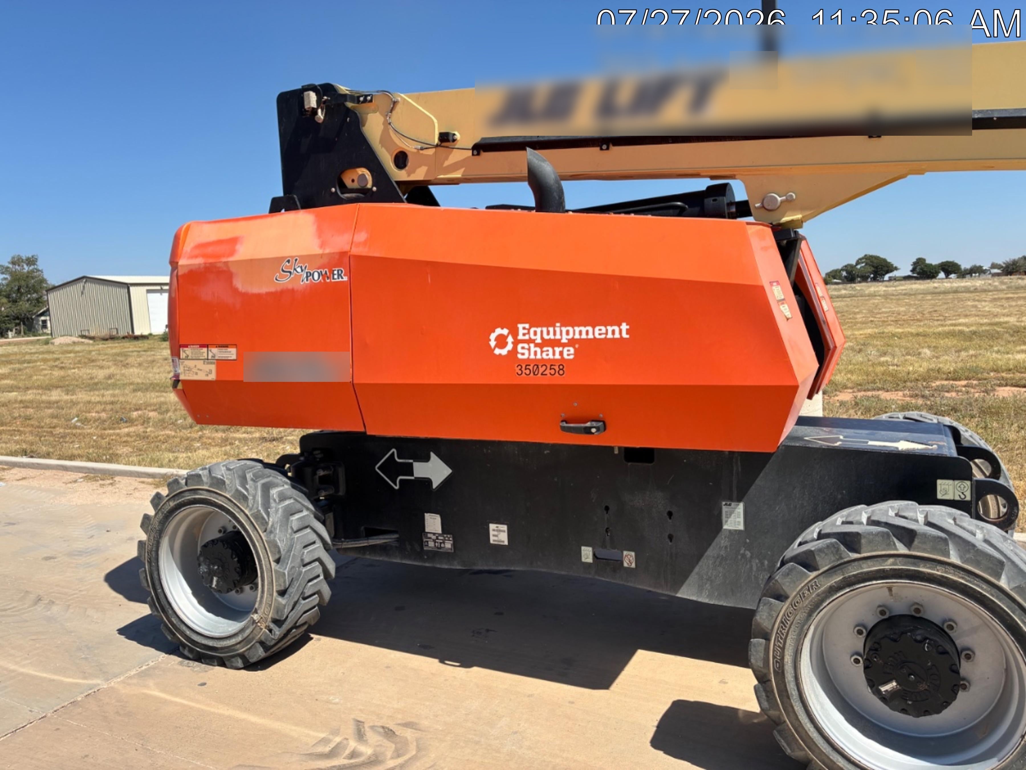 2023 JLG 860SJ