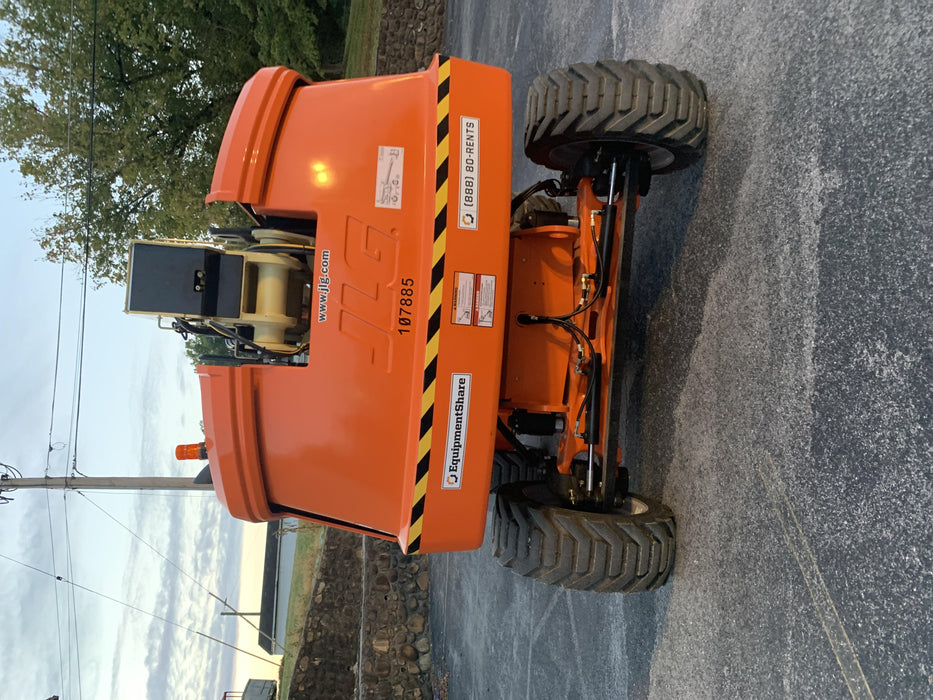 2020 JLG 660SJ
