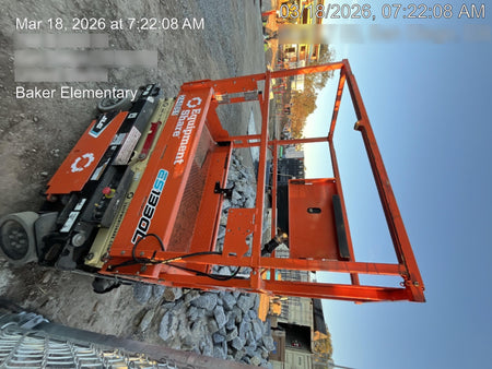 2022 JLG ES1330L