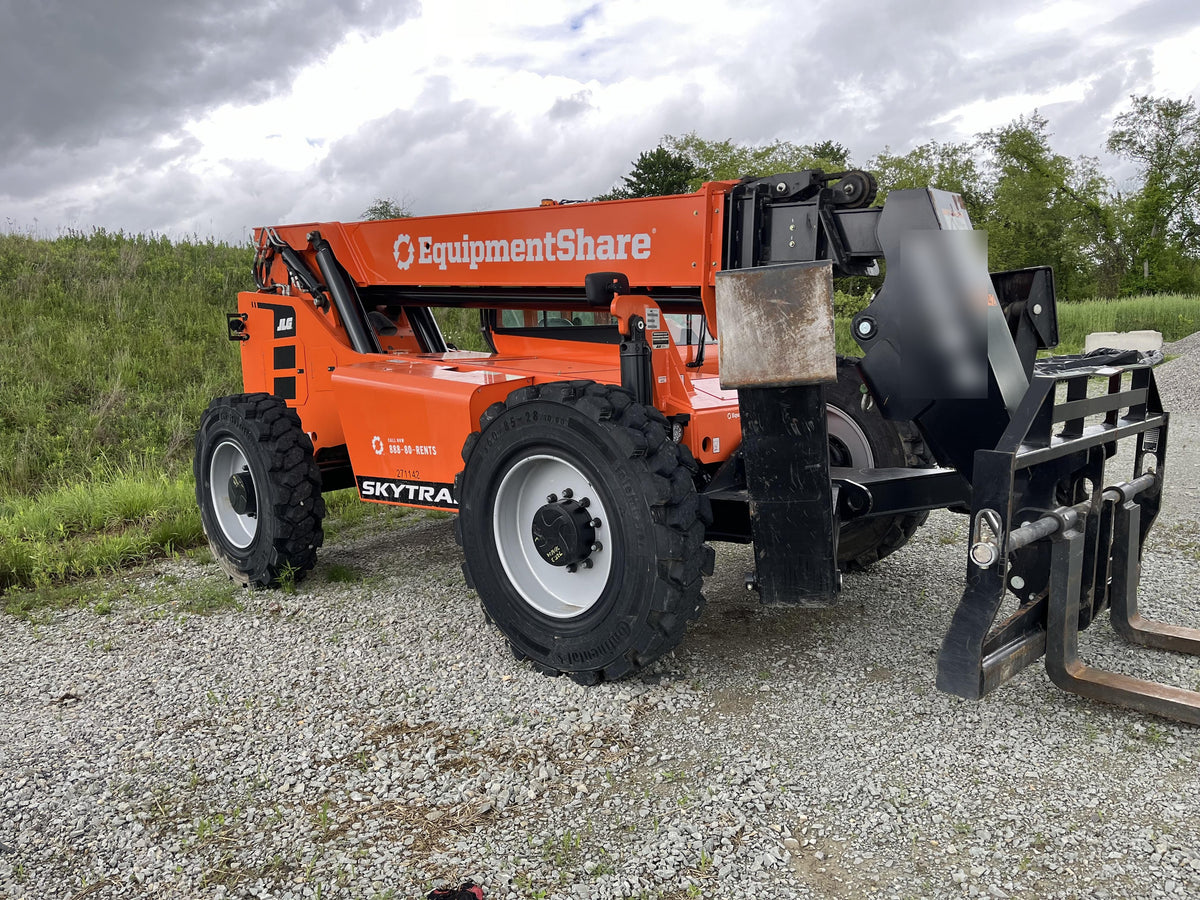 2022 SKYTRAK 10054