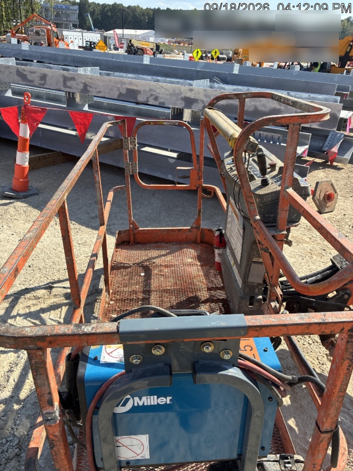 2019 JLG 660SJ