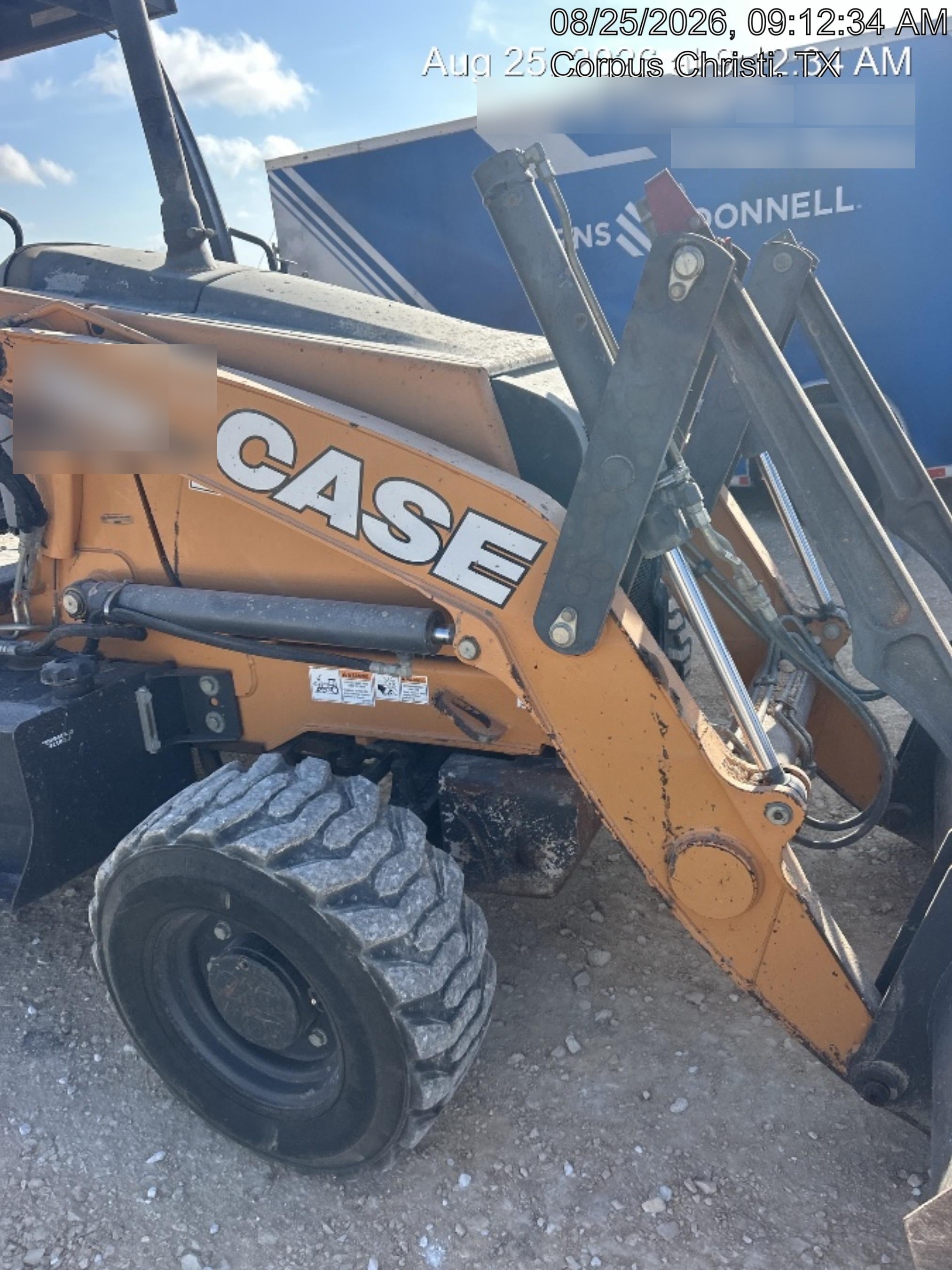 2020 CASE 580N EP - Extendable Backhoe