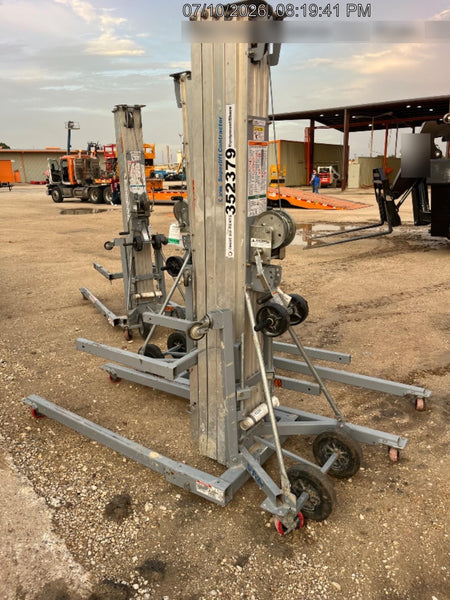 2023 GENIE SLC-24