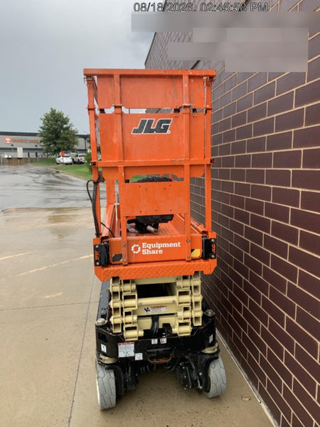 2023 JLG ES1932