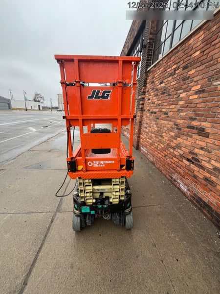 2022 JLG ES1932
