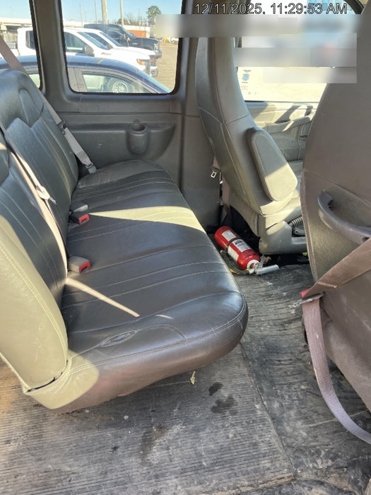 2023 CHEVROLET Express Van - Rental