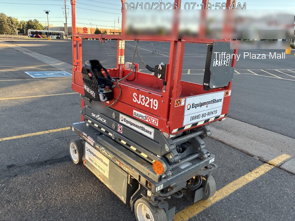 2021 SKYJACK SJ3219