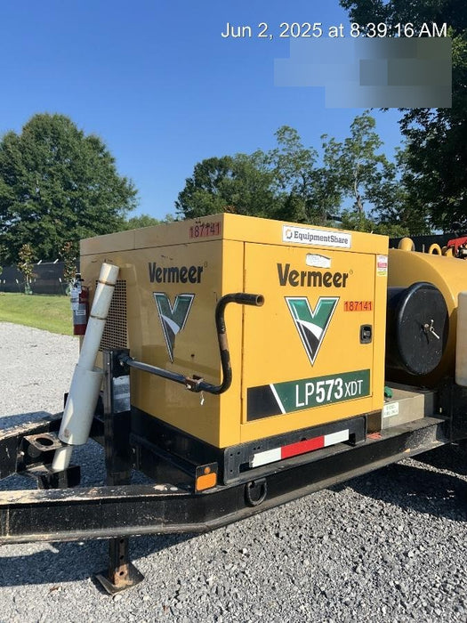 2021 Vac-Tron LP573XDT T4 Koehler Diesel Engine, 500 Gallon Debris Tank, x2 100 Gallon Water Tanks