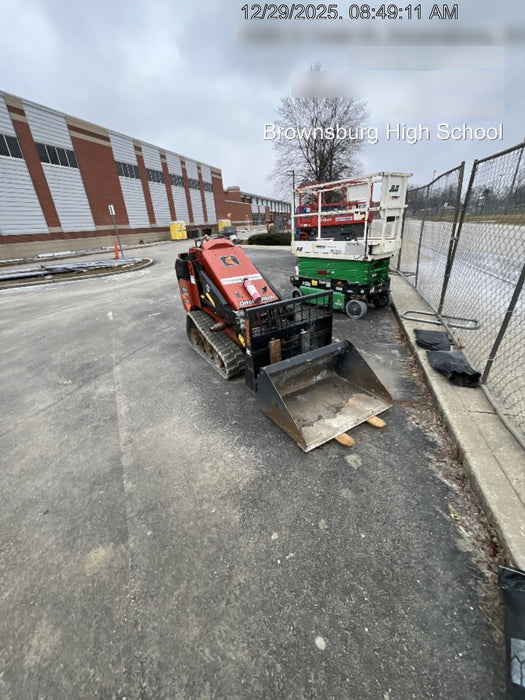 2020 DITCH WITCH SK800A
