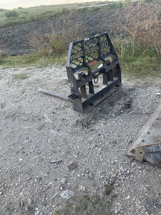 2021 PALADIN 48" Pallet Forks - Paladin