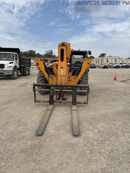 2019 JCB 510-56 Open ROPS, 74 HP, Solid Tires, Worklights, Beacon, Aux Hydraulics, Lifting Eye 66" Carriage/60" Forks