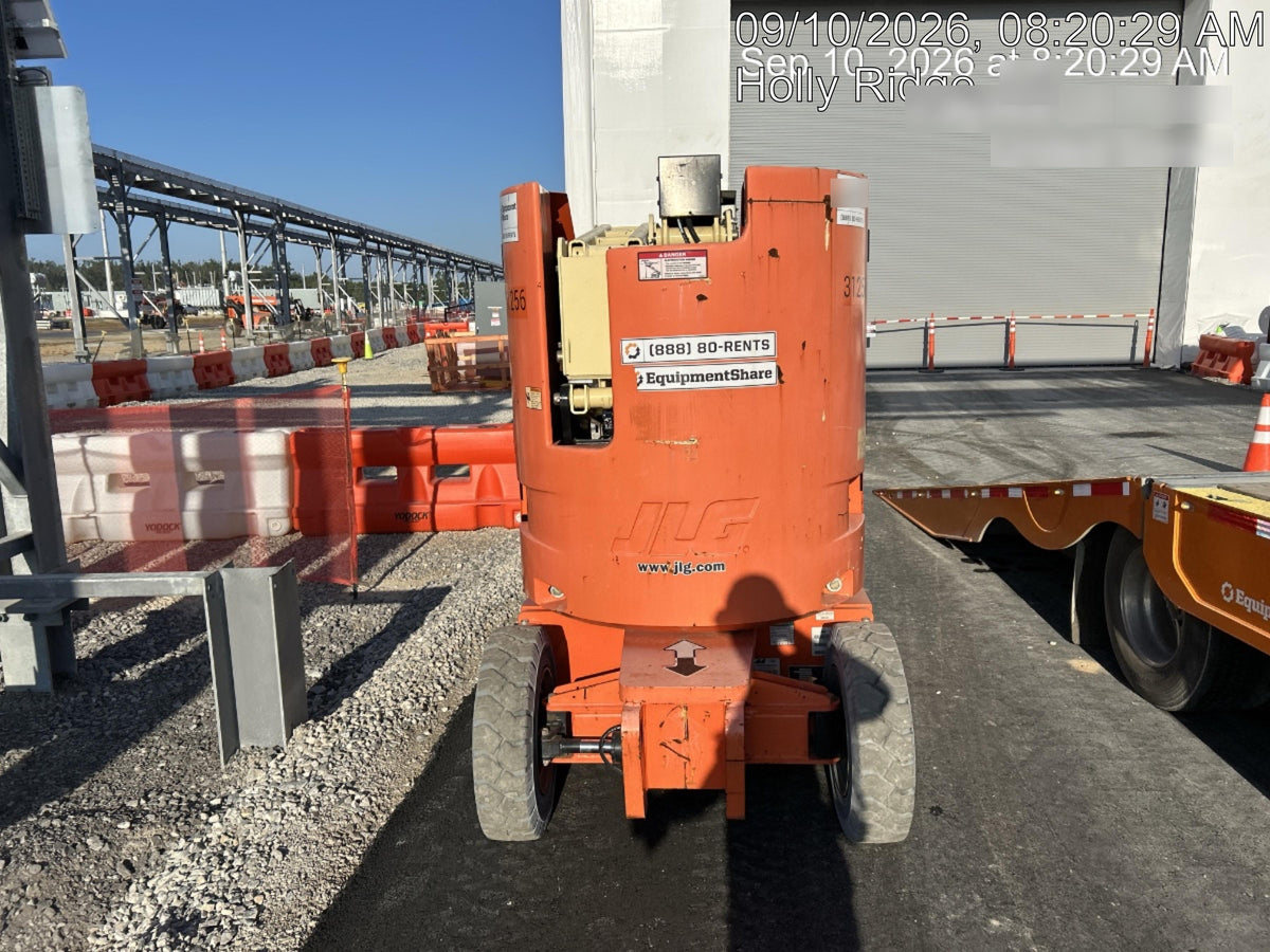 2019 JLG E300AJP