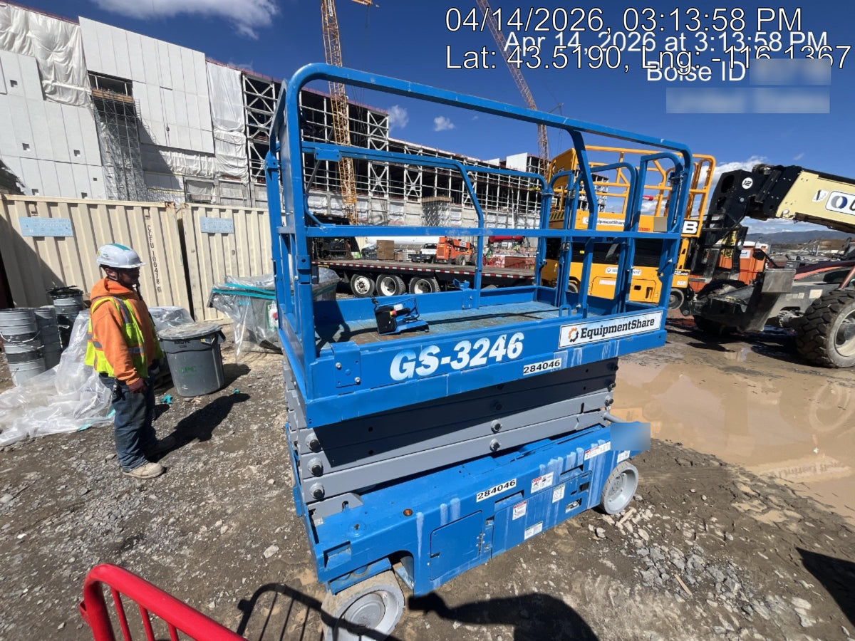 2022 GENIE GS-3246